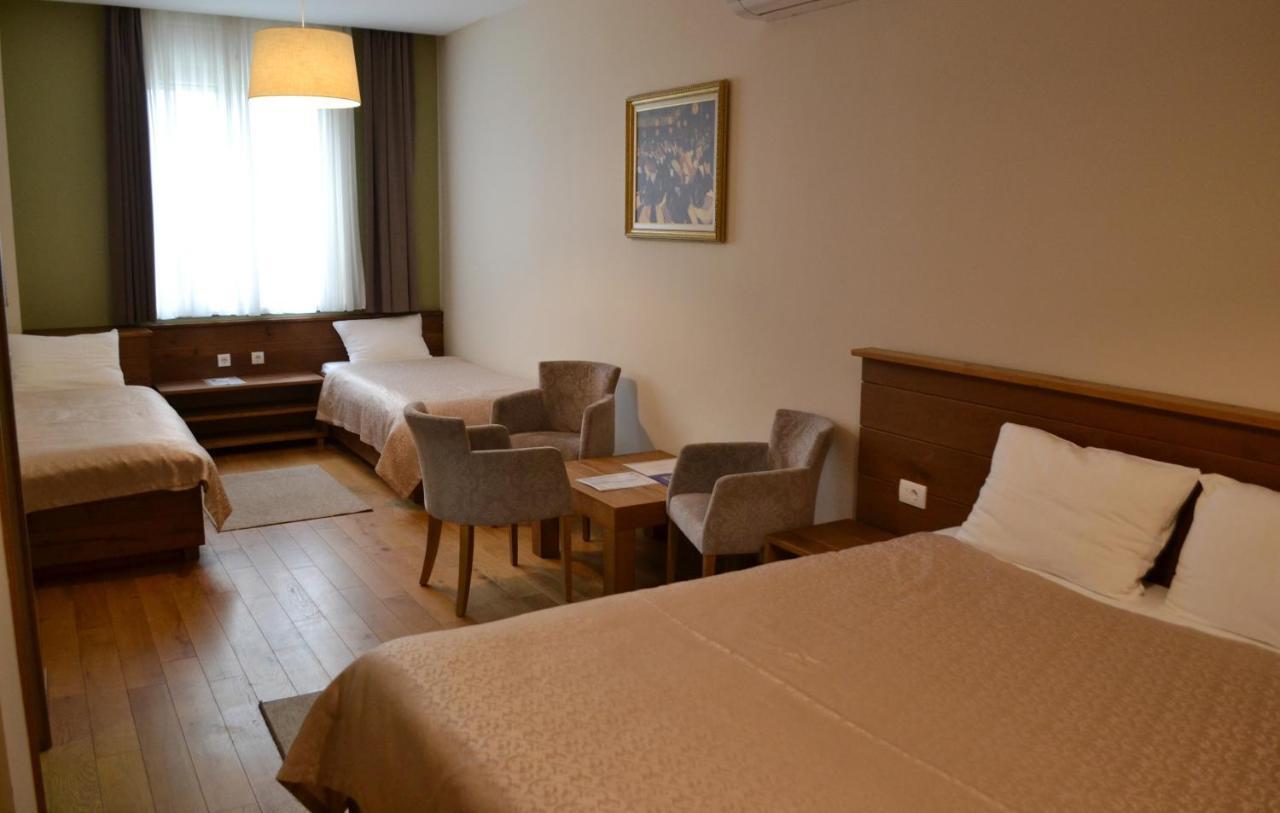 B&B Villa Panuka Pančevo Esterno foto